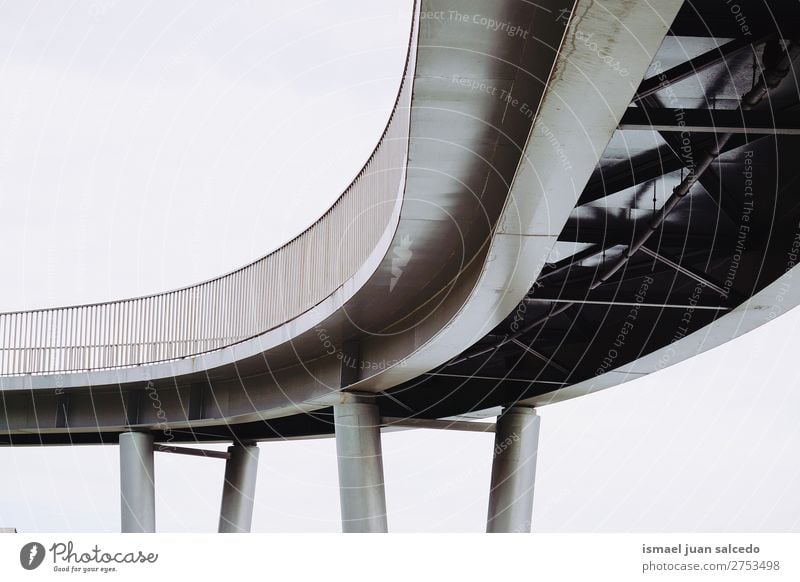 Brückenarchitektur in der Stadt Architektur Wege & Pfade Straße Großstadt Park Außenaufnahme Zaun Strukturen & Formen Konstruktion Hintergrund Bilbao Spanien