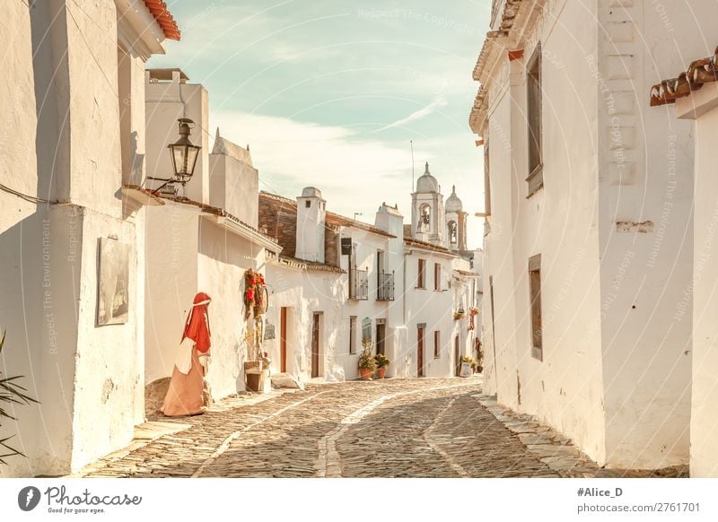 Mittelalterliches Dorf Monsaraz in Alentejo Portugal Ferien & Urlaub & Reisen Winter Architektur Schönes Wetter Europa Kleinstadt Menschenleer Haus Fassade