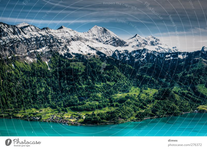 Thuner See (HDR) Landschaft Himmel Alpen Berge u. Gebirge Gipfel Schneebedeckte Gipfel Abenteuer Einsamkeit Erholung erleben 2012-05 Beatenberg Schweiz Farbfoto