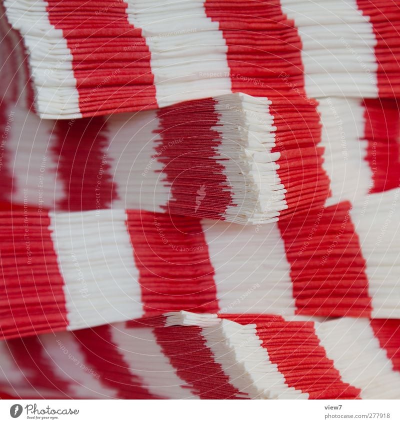 LAserviette Papier Linie Streifen ästhetisch authentisch einfach frisch modern positiv schön rot weiß Serviette Stapel Ordnung Büffet gestreift