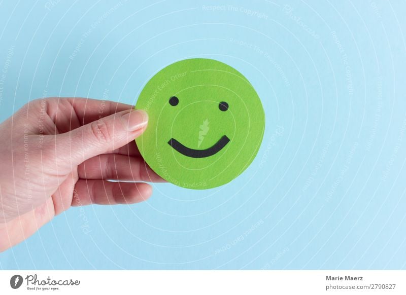 Grinsendes Smiley - super Erfahrung oder Bewertung Zeichen Kommunizieren einfach Freundlichkeit Fröhlichkeit Glück gut lustig blau grün Gefühle Stimmung Tugend