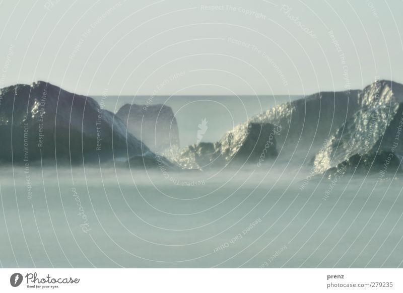 Felsen Umwelt Natur Landschaft Wasser Küste Ostsee Meer grau Nebel Nebelschleier Horizont Himmel Farbfoto Außenaufnahme Menschenleer Textfreiraum oben Tag