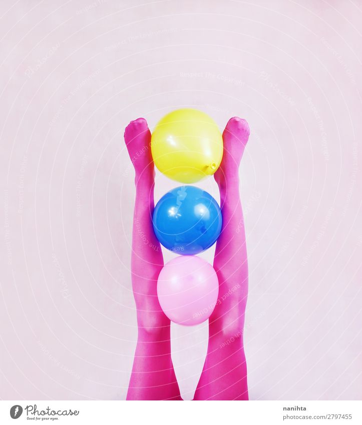 Pop Art über Beine mit rosa Strumpfhosen Stil Design exotisch Freude Körper feminin Frau Erwachsene Jugendliche 1 Mensch Kunst Mode Unterwäsche Luftballon