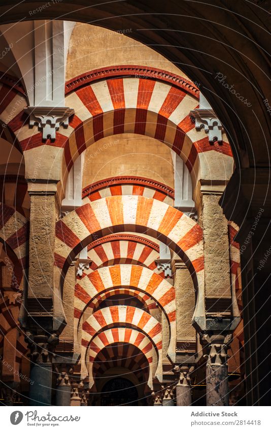 Das Innere der Kathedrale und der ehemaligen Großen Moschee von Córdoba Cordoba Mezquita Innenarchitektur Islam Spanien Gebäude Weltkulturerbe islamisch