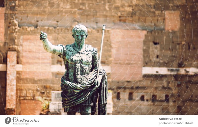Statue des römischen Kaisers August, in Rom, Italien. Straße Nahaufnahme alt altehrwürdig Detailaufnahme Europäer Außenaufnahme antik Europa Italienisch
