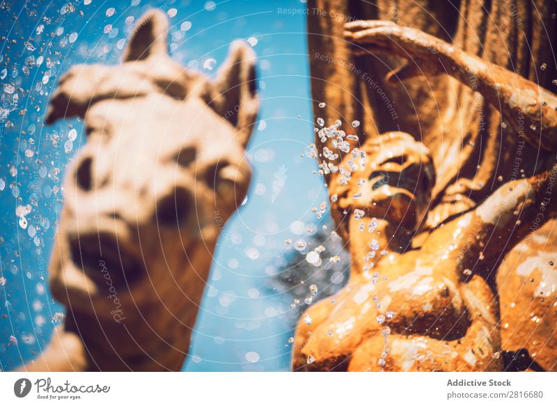 Syrakus, Sizilien, Italien: Skulpturen des Archimedischen Platzes. Detail Ferien & Urlaub & Reisen Statue alt Griechen Tourist Architektur Tourismus siracusa