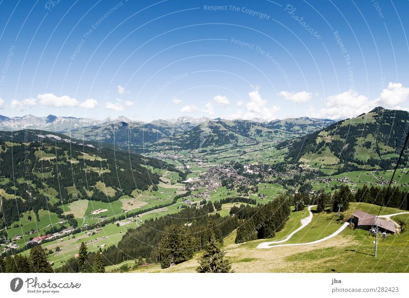 Gstaad Ferien & Urlaub & Reisen Tourismus Ausflug Berge u. Gebirge wandern Natur Landschaft Sommer Herbst Schönes Wetter Gras Alpen Gipfel Dorf Seilbahn