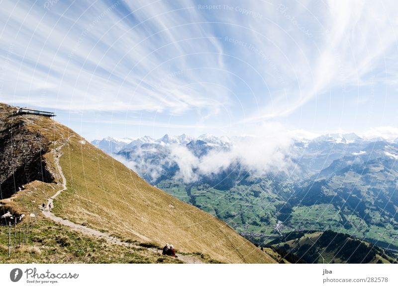 Berner Alpen 2 Leben Tourismus Ausflug Ferne Sommer Berge u. Gebirge wandern Natur Landschaft Urelemente Luft Wolken Herbst Schönes Wetter Wind Felsen