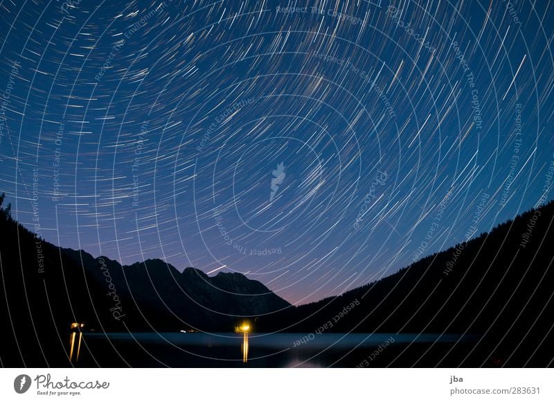 Arnensee harmonisch Erholung ruhig Berge u. Gebirge Landschaft Urelemente Wasser Nachthimmel Stern Schönes Wetter Alpen See Saanenland Luftverkehr Bewegung