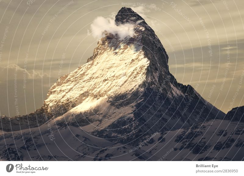 Matterhorn im wunderschönen Abendlicht Ferien & Urlaub & Reisen Berge u. Gebirge Natur Landschaft Sonnenaufgang Sonnenuntergang Winter Wärme außergewöhnlich