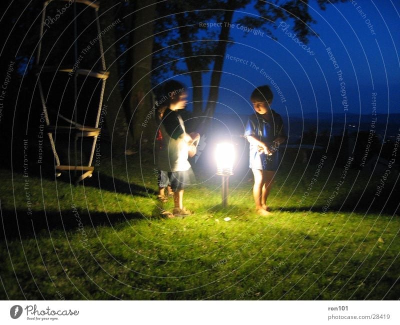 Kobolde Kind Junge Licht Laterne Spielen Nacht Menschengruppe kobolde