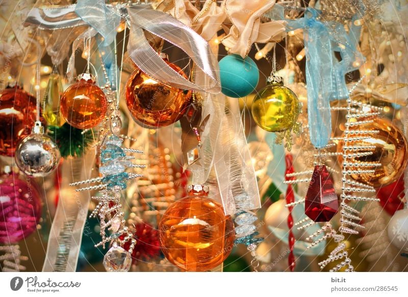 Bonbons für den Weihnachtsrausch Häusliches Leben Innenarchitektur Dekoration & Verzierung Feste & Feiern Weihnachten & Advent Schleife Kitsch Krimskrams