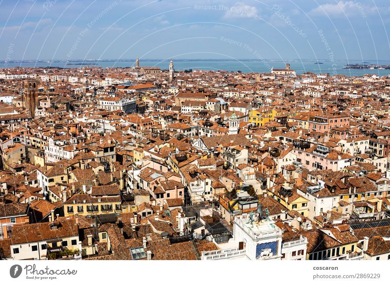Luftaufnahme von Venedig vom Glockenturm aus schön Ferien & Urlaub & Reisen Tourismus Sightseeing Meer Haus Karneval Landschaft Himmel Stadt Skyline Kirche
