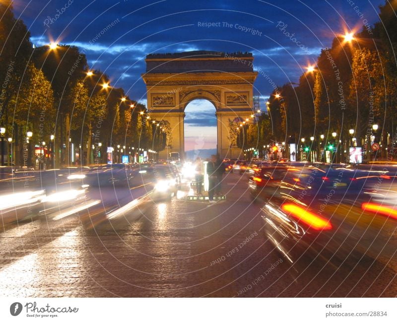 Arc de Triumph Paris Champs-Elysées Nacht Verkehr Geschwindigkeit Unschärfe Bauwerk beeindruckend Frankreich Europa Arc de Triomphe Abend Himmel PKW blau