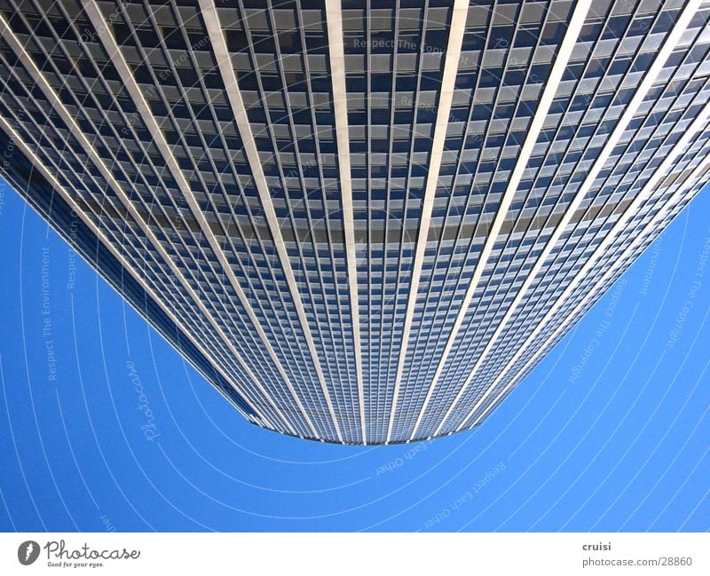 Paris von unten Frankreich Hochhaus Architektur Perspektive Niveau Größe Schwindelgefühl Himmel blau Glas