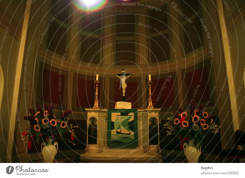 Pafueninsel Kirche Altar Gotteshäuser Religion & Glaube Jesus Christus Kruzifix Innenaufnahme Kirchenraum