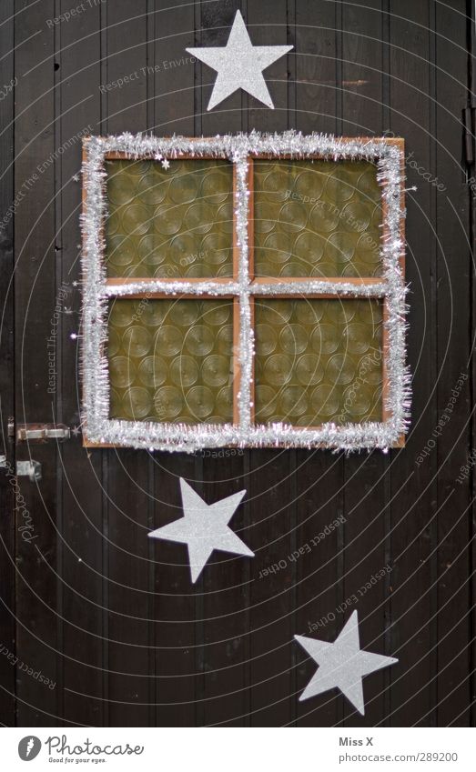 Da schaut der Niko raus Dekoration & Verzierung Weihnachten & Advent Jahrmarkt Hütte Fenster Tür braun Stern (Symbol) Girlande Weihnachtsdekoration