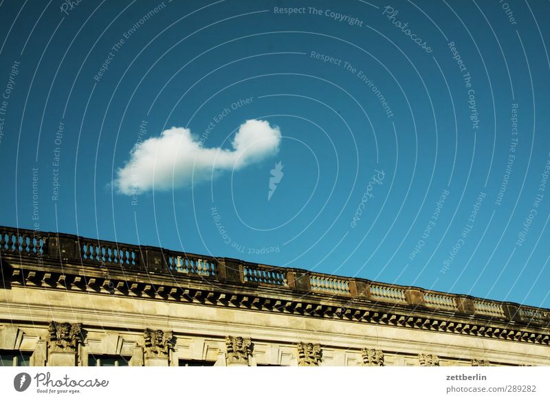 Wolke über dem Zwinger Umwelt Natur Himmel Wolken Sommer Klima Klimawandel Wetter Schönes Wetter Stadt Stadtzentrum Palast Park Platz Bauwerk Gebäude