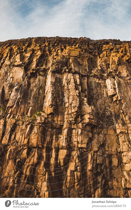 Felswand am Arthur's Seat in Edinburgh, Schottland Ferien & Urlaub & Reisen Tourismus Freiheit wandern Natur Felsen braun Großbritannien Urlaubsort massiv