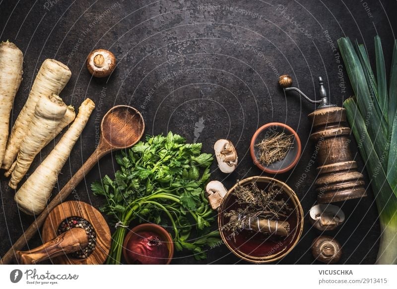 Vegetarian Food Hintergrund mit Petersilienwurzeln Lebensmittel Gemüse Kräuter & Gewürze Ernährung Bioprodukte Vegetarische Ernährung Diät Geschirr Design
