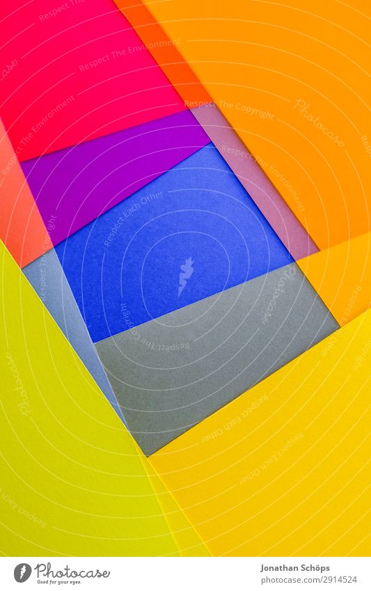 grafisches Hintergrundbild aus Buntpapier Basteln Papier leuchten einfach blau gelb rosa rot Quadrat flach Geometrie graphisch grell Entwurf minimalistisch