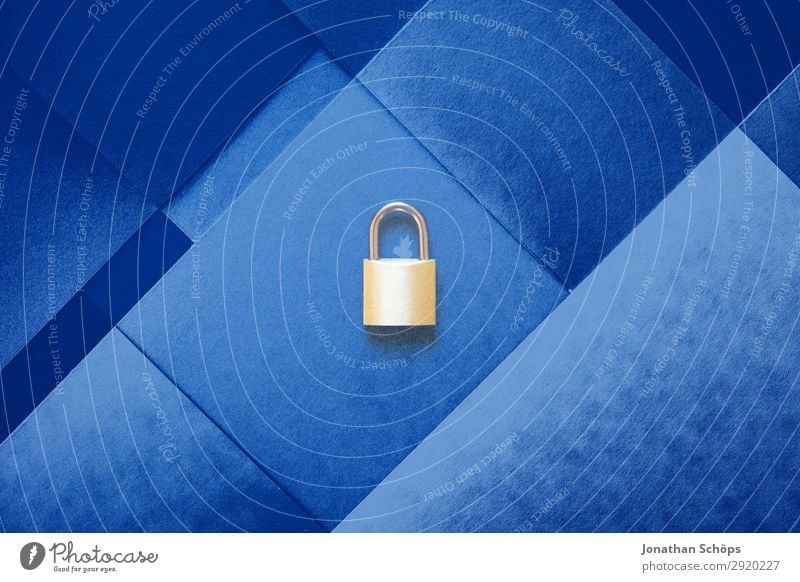 Schloss als Symbol für Datenschutz Doppelbelichtung mit Papier Datenträger Datenübertragung dsgvo verschlüsselt Europa Gesetze und Verordnungen Kennwort