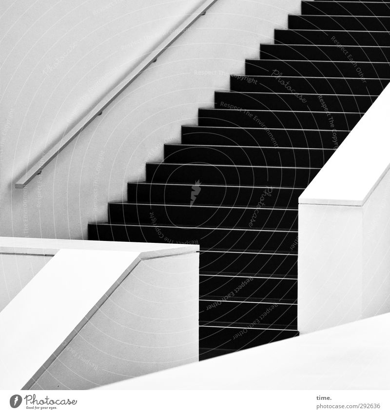 Angewandte Mathematik Innenarchitektur Treppenhaus Treppengeländer Mauer Wand ästhetisch sportlich elegant modern grau schwarz weiß Zufriedenheit Genauigkeit