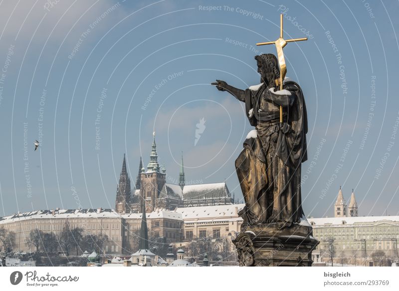 Prag I Ferien & Urlaub & Reisen Tourismus Städtereise Winter Schnee Tschechien Europa Stadt Hauptstadt Stadtzentrum Altstadt Skyline Burg oder Schloss Brücke