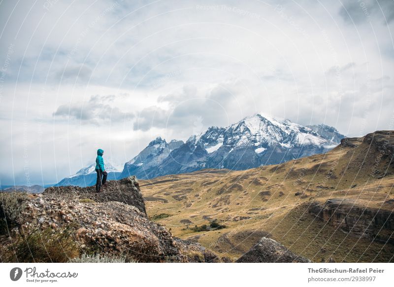 Torres del Paine - NP Umwelt Natur Landschaft blau schwarz türkis weiß Patagonien Außenaufnahme entdecken laufen wandern Berge u. Gebirge Stein Wind Wolken rau