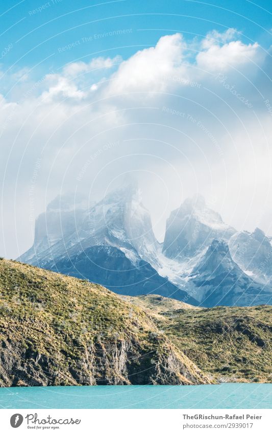 See im Torres del Paine Nationalpark Umwelt Natur Landschaft blau schwarz türkis weiß Berge u. Gebirge Schnee Wolken Patagonien Chile wandern entdecken