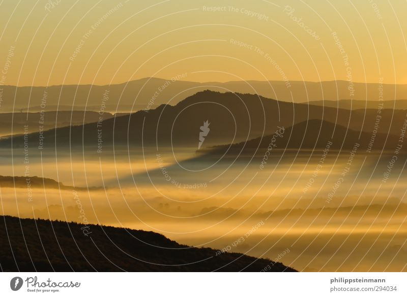 Sonnenaufgang In Der Vorderrhön Freizeit & Hobby Berge u. Gebirge Natur Landschaft Horizont Sonnenuntergang Sonnenlicht Schönes Wetter Nebel Mittelgebirge Rhön