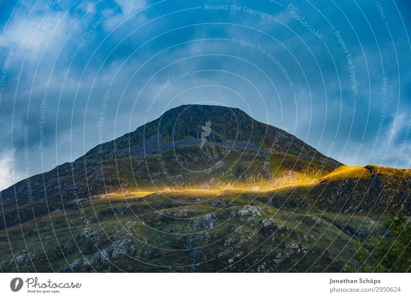 letzter Sonnenstrahl am Berg Highlands, Schottland Umwelt Natur Landschaft Himmel Sonnenaufgang Sonnenuntergang Sonnenlicht Schönes Wetter Felsen