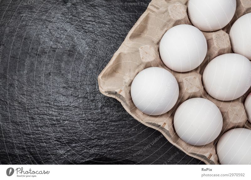 Frische Eier in einem Pappkartentablett. Lebensmittel Ernährung Frühstück Bioprodukte Diät Gesundheit Gesunde Ernährung Häusliches Leben Küche Feste & Feiern