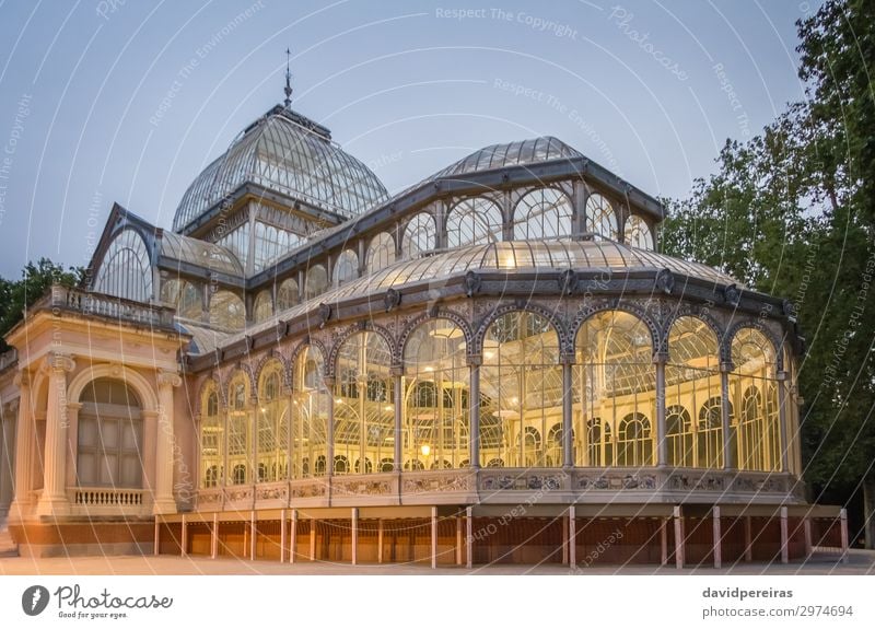 Kristallpalast im Park Buen Retiro, Madrid Ferien & Urlaub & Reisen Tourismus Garten Kultur Landschaft Himmel Teich See Palast Gebäude Architektur Denkmal
