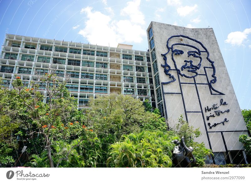 Che Guevara II maskulin 1 Mensch Kultur Havanna Kuba Kubaner Politik & Staat Kommunismus Gebäude Hauptstadt Menschenleer Hochhaus Architektur Sehenswürdigkeit