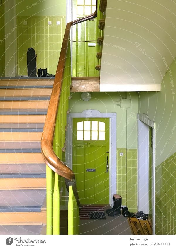 Wenn schon grün, dann grün Lifestyle Stil Design Häusliches Leben Wohnung Haus Umzug (Wohnungswechsel) Innenarchitektur Dekoration & Verzierung Treppenhaus Flur