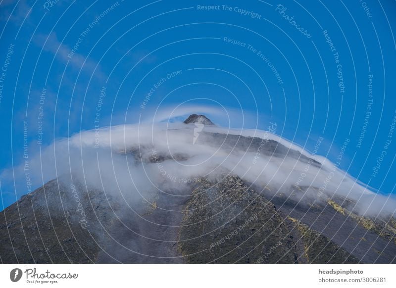 Der Gipfel des Vulkans Pico mit Wolken, Pico, Azoren Ferien & Urlaub & Reisen Tourismus Ausflug Abenteuer Ferne Freiheit Expedition Berge u. Gebirge Sport
