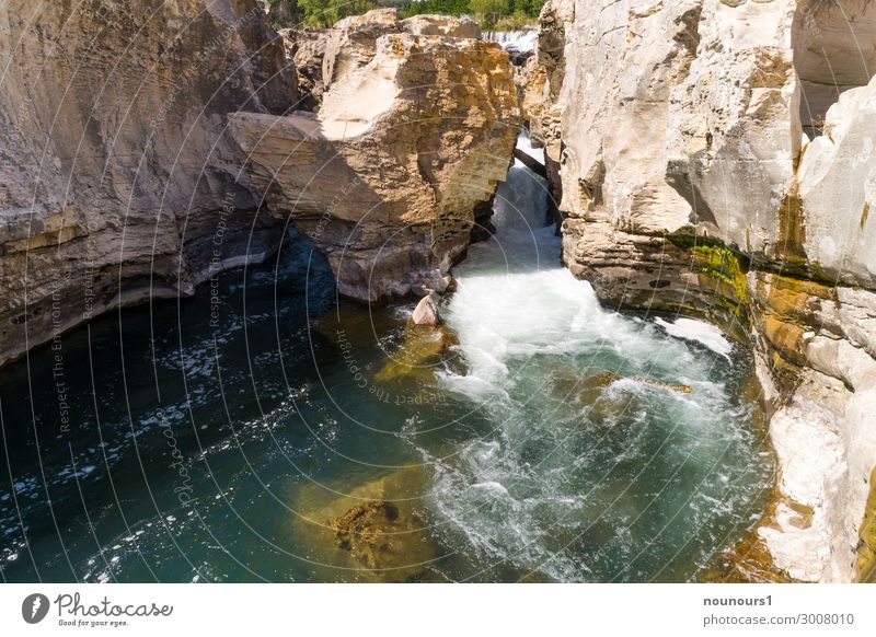 Cascade de Sautadet an der Ceze Natur Landschaft Wasser Sommer Schönes Wetter Felsen Schlucht Wellen Fluss Wasserfall Sehenswürdigkeit außergewöhnlich