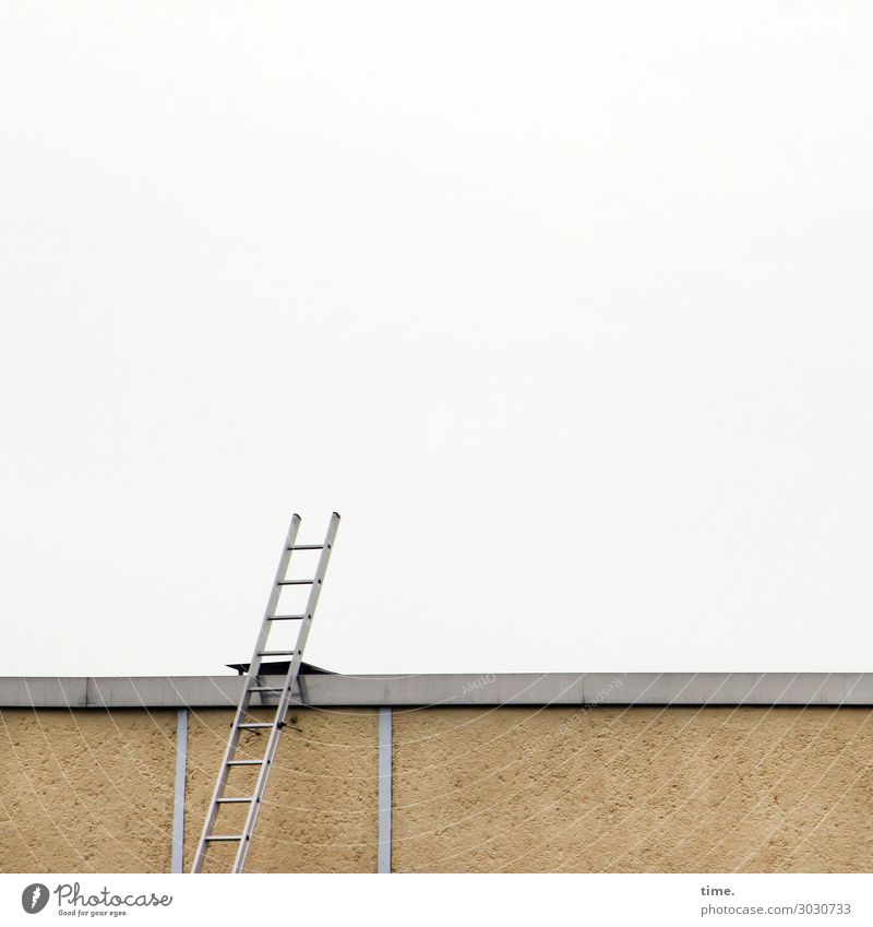 luftig | stairway to anywhere Arbeit & Erwerbstätigkeit Arbeitsplatz Baustelle Handwerk Mauer Wand Fassade Dach Leiter oben Neugier Überraschung Einsamkeit