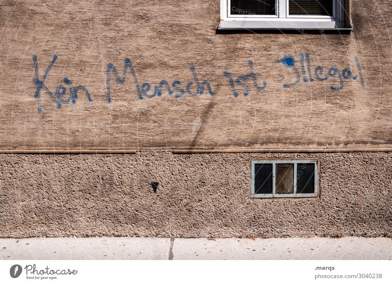 keiner Stil Mauer Wand Fassade Schriftzeichen Schilder & Markierungen braun Aggression dreckig rebellisch Stadt ungesetzlich Mensch Anarchie Migration Ausländer