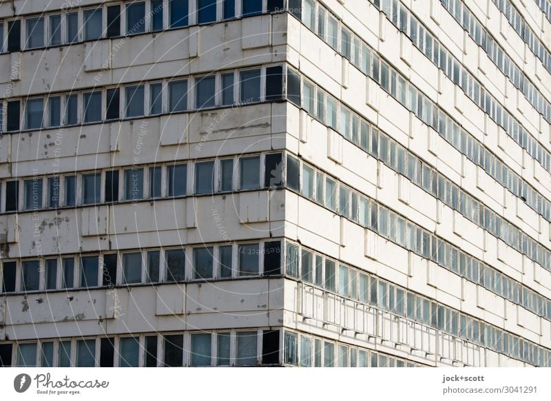 Haus der Statistik DDR Berlin-Mitte Stadtzentrum Bürogebäude Gebäudekomplex Plattenbau Fassade Ecke retro Verfall Vergangenheit lost places Zahn der Zeit