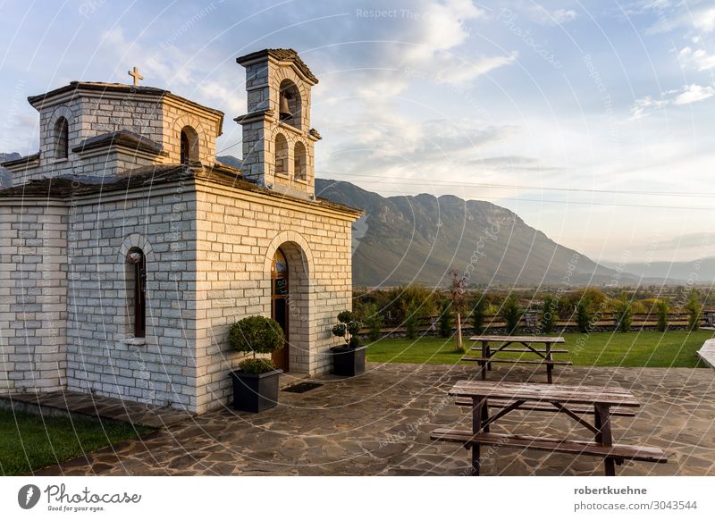 Kleine griechische Kapelle im Epirus-Gebirge harmonisch Erholung Ferien & Urlaub & Reisen Tourismus Berge u. Gebirge wandern Schönes Wetter Hügel Felsen Konitsa