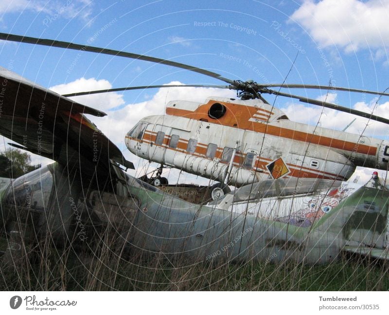 Hell Copter Hubschrauber ausgemustert Schrottplatz Luftverkehr Rotor