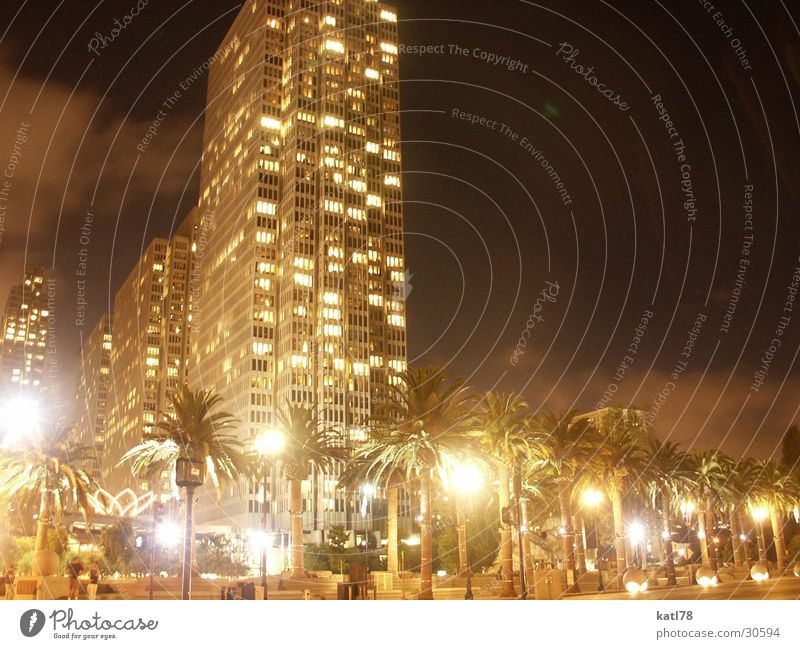 San Francisco by night Hochhaus Amerika Nachtaufnahme Architektur