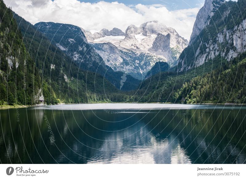 Berge mit Wolken am See in Österreich Schwimmen & Baden Ferien & Urlaub & Reisen Tourismus Ausflug Freiheit Sommer Sommerurlaub Berge u. Gebirge wandern Umwelt