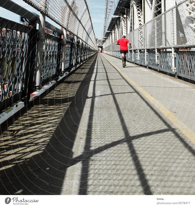 Brückenlauf | on the road again Sport Fitness Sport-Training Laufsport Joggen Jogger maskulin Mann Erwachsene 1 Mensch New York City Manhattan Bridge Bauwerk