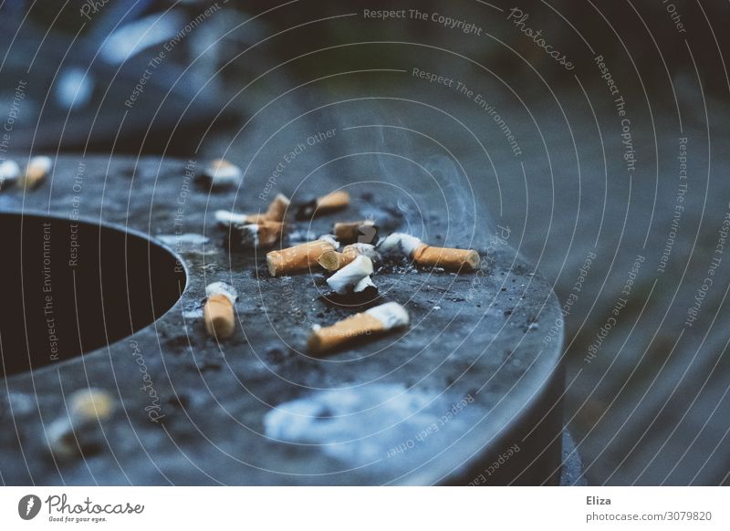 Bäh Zigarettenstummel Zigarettenrauch Ekel ungesund Müll Müllbehälter Aschenbecher umweltschädlich Krebs lungenkrebs Rauchen Tabakwaren Rauchpause