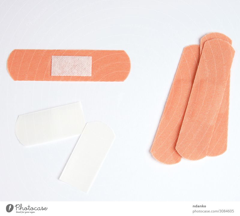 braunes Textilklebepflaster für Wunden Haut Gesundheitswesen Behandlung Krankheit Medikament Krankenhaus Band Papier neu weiß Schutz Schmerz Klebstoff