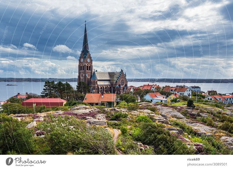 Blick auf die Stadt Lysekil in Schweden Ferien & Urlaub & Reisen Tourismus Sommer Meer Haus Natur Landschaft Wasser Wolken Küste Nordsee Gebäude Architektur