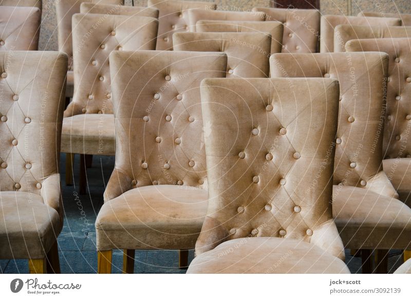Reihen von neuen Stühlen Design Handel Dekoration & Verzierung Sammlung Polster Sitzgelegenheit Nieten Stuhl Strukturen & Formen elegant viele Einigkeit